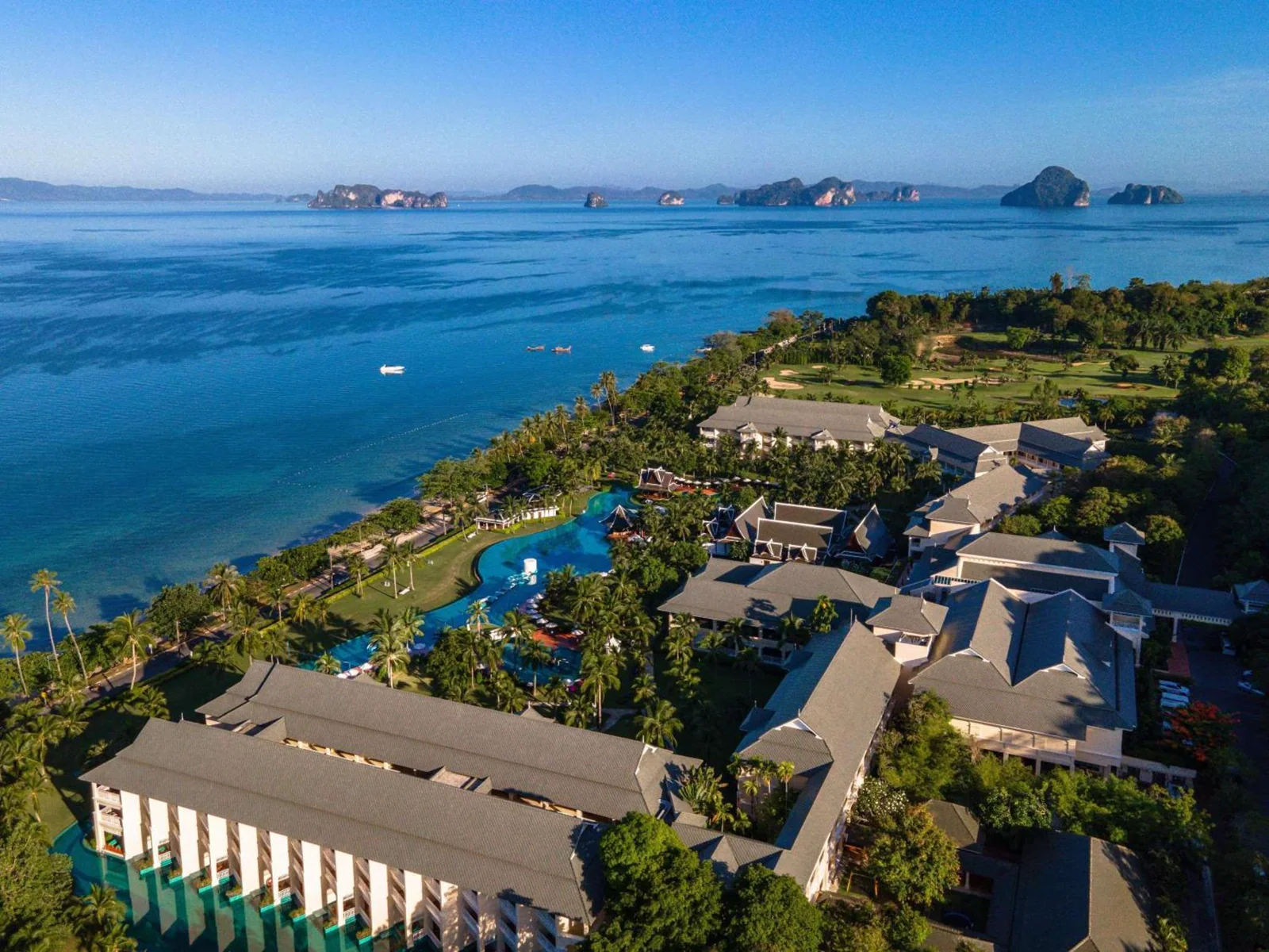 מבט על Sofitel Krabi Phokeethra Golf and Spa Resort