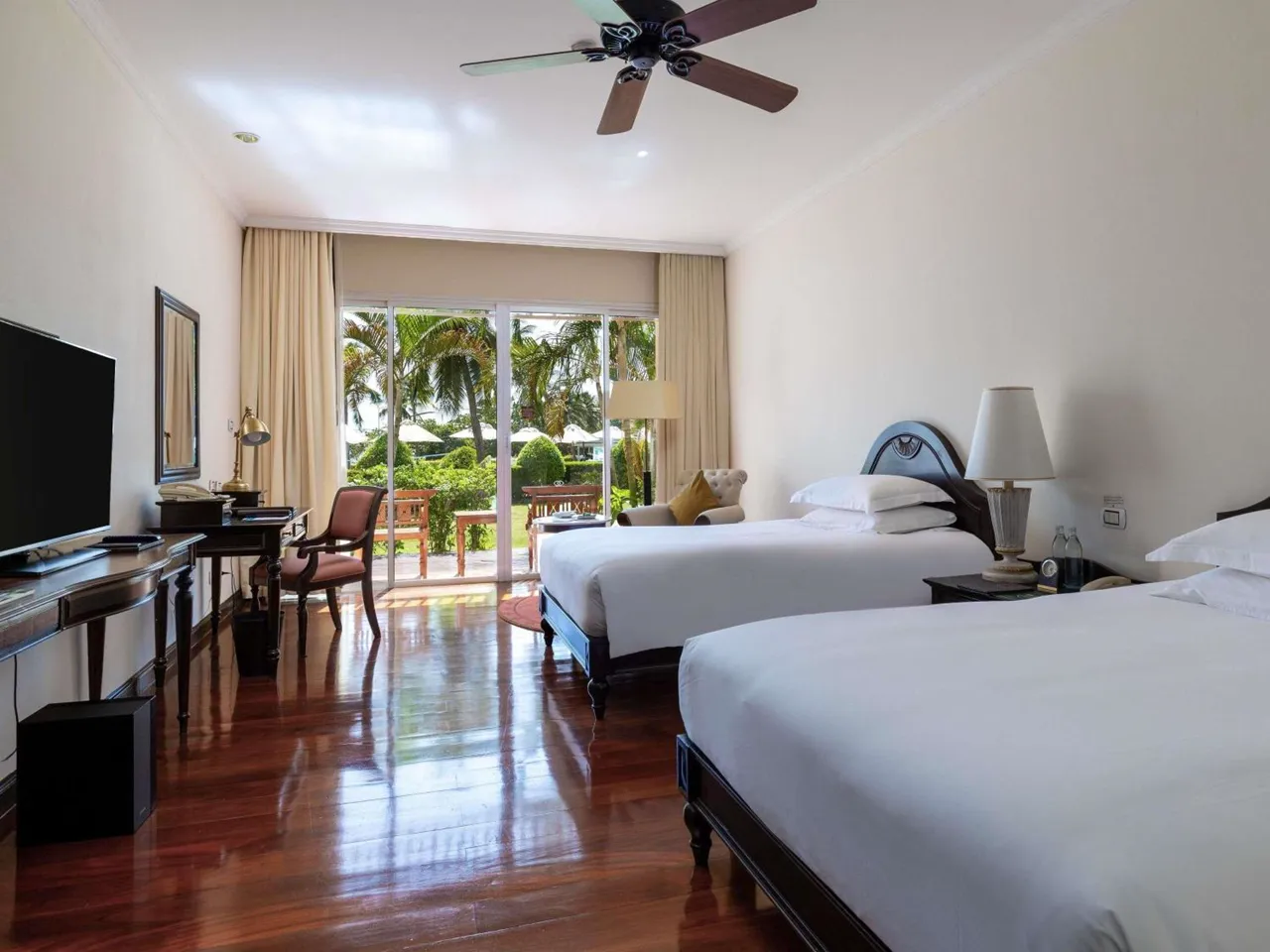 Superior Twin Room with Balcony ב־Sofitel Krabi Phokeethra Golf and Spa Resort