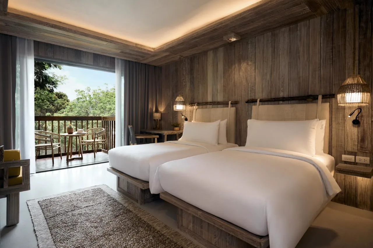 Premium Twin Room Garden View ב־Dinso Resort & Villas Phuket