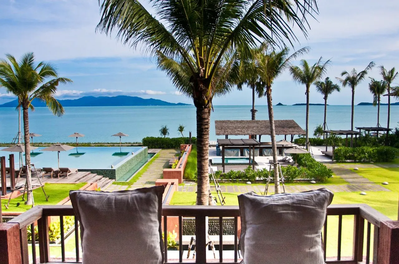 מבט על Hansar Samui Resort & Spa