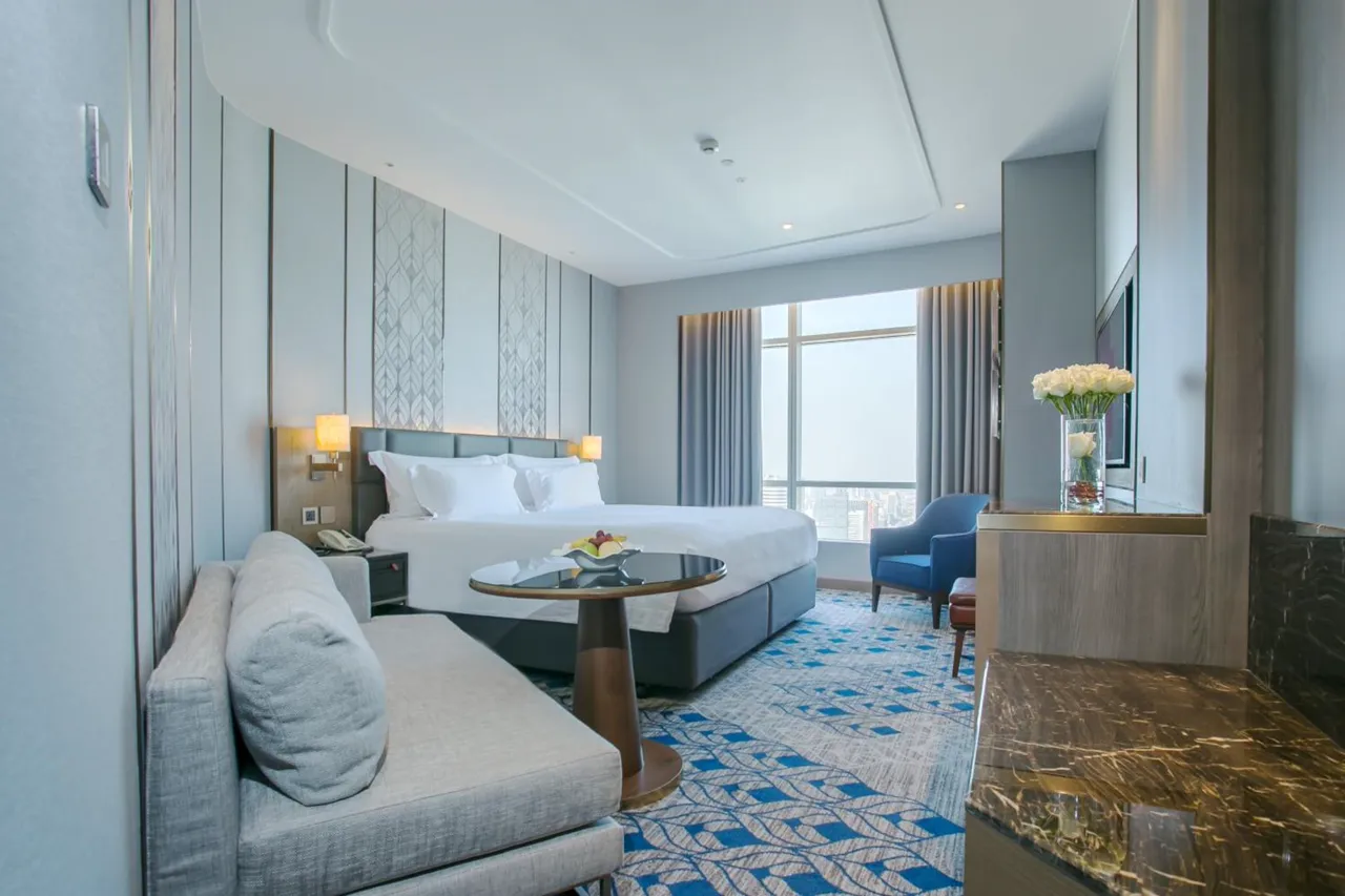 Deluxe King ב־Centara Grand at CentralWorld