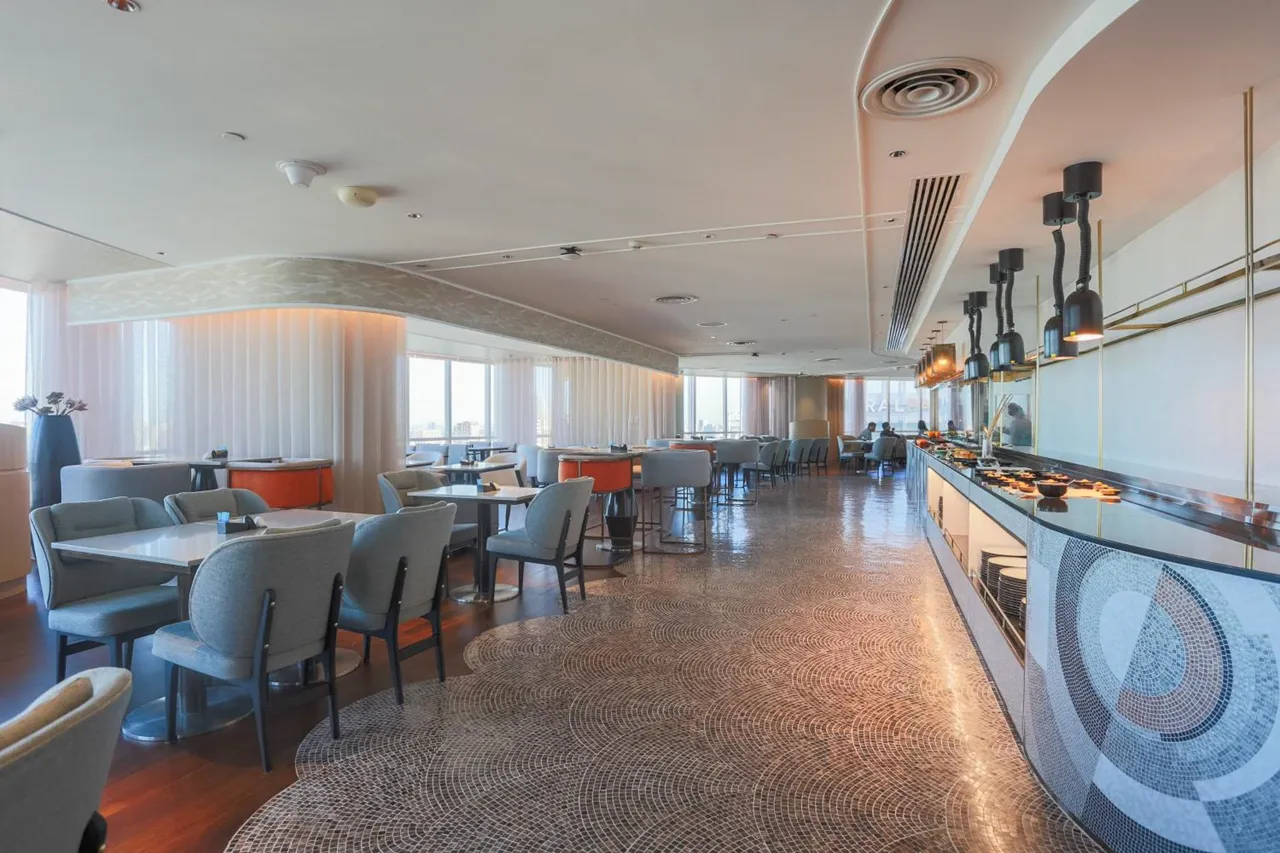 Club Superior Hollywood ב־Centara Grand at CentralWorld