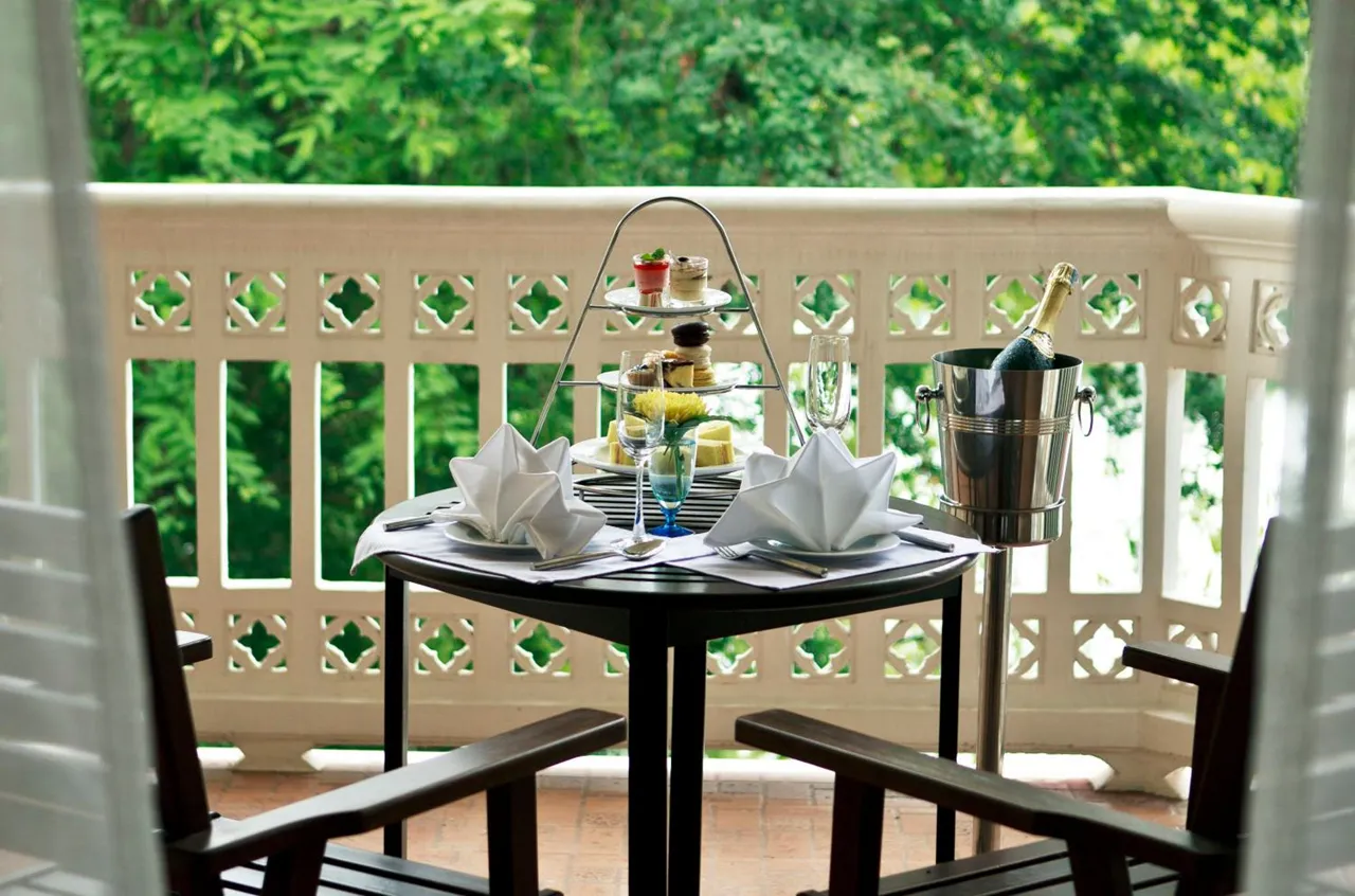 Superior Double or Twin Room with Garden View ב־Dheva Mantra Resort Spa