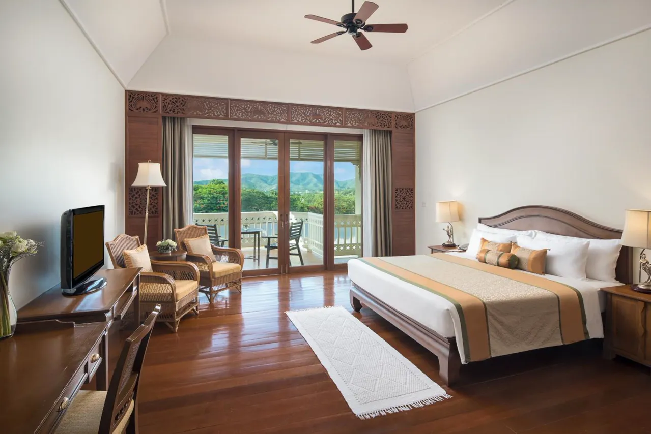 Deluxe Double or Twin Room with River View ב־Dheva Mantra Resort Spa