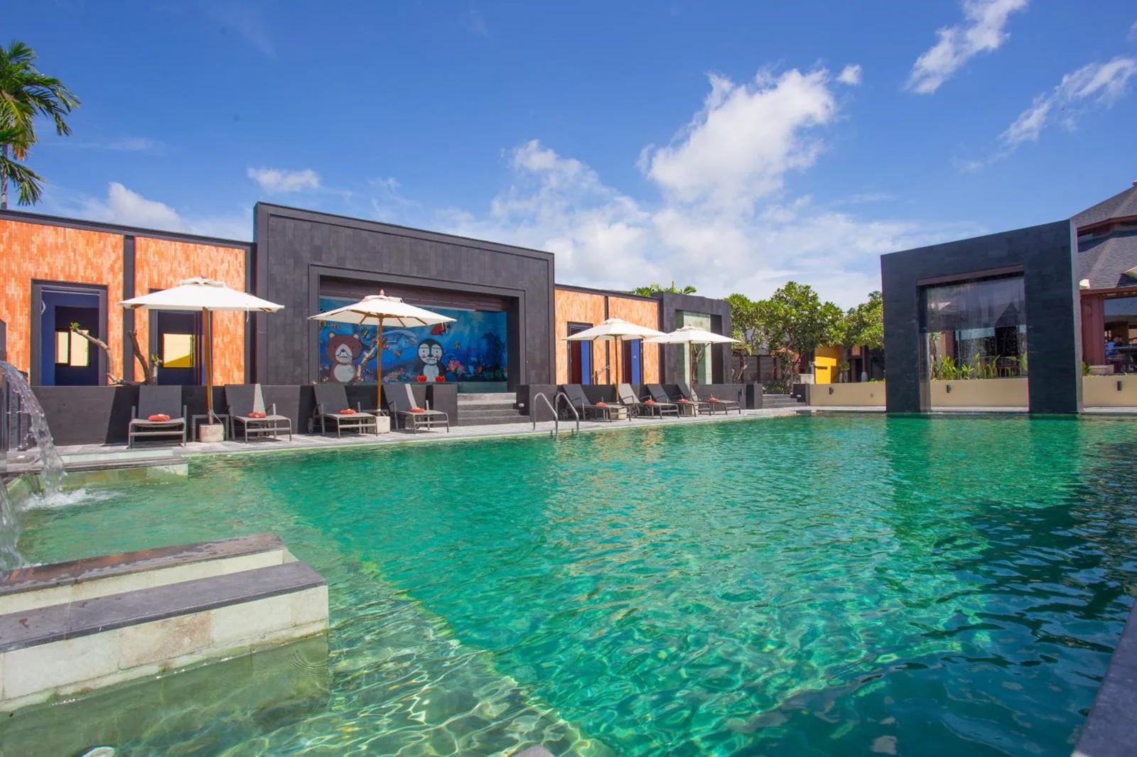 Pavilion Samui Villas and Resort: בריכות, אוכל ומתקנים