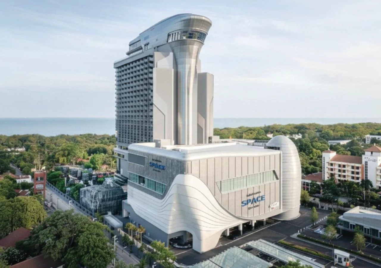 מבט על Grande Centre Point Space Pattaya