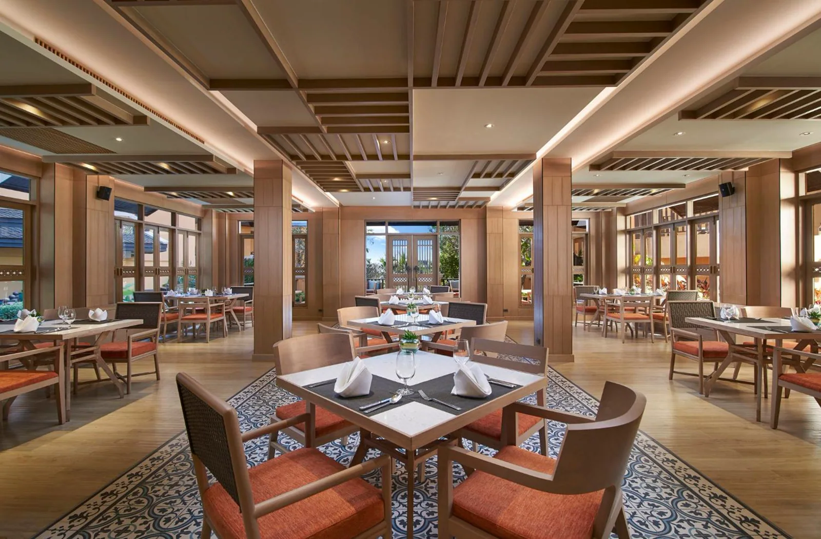 Amari Vogue Krabi: בריכות, אוכל ושירותים למשפחות - תמונה נוספת